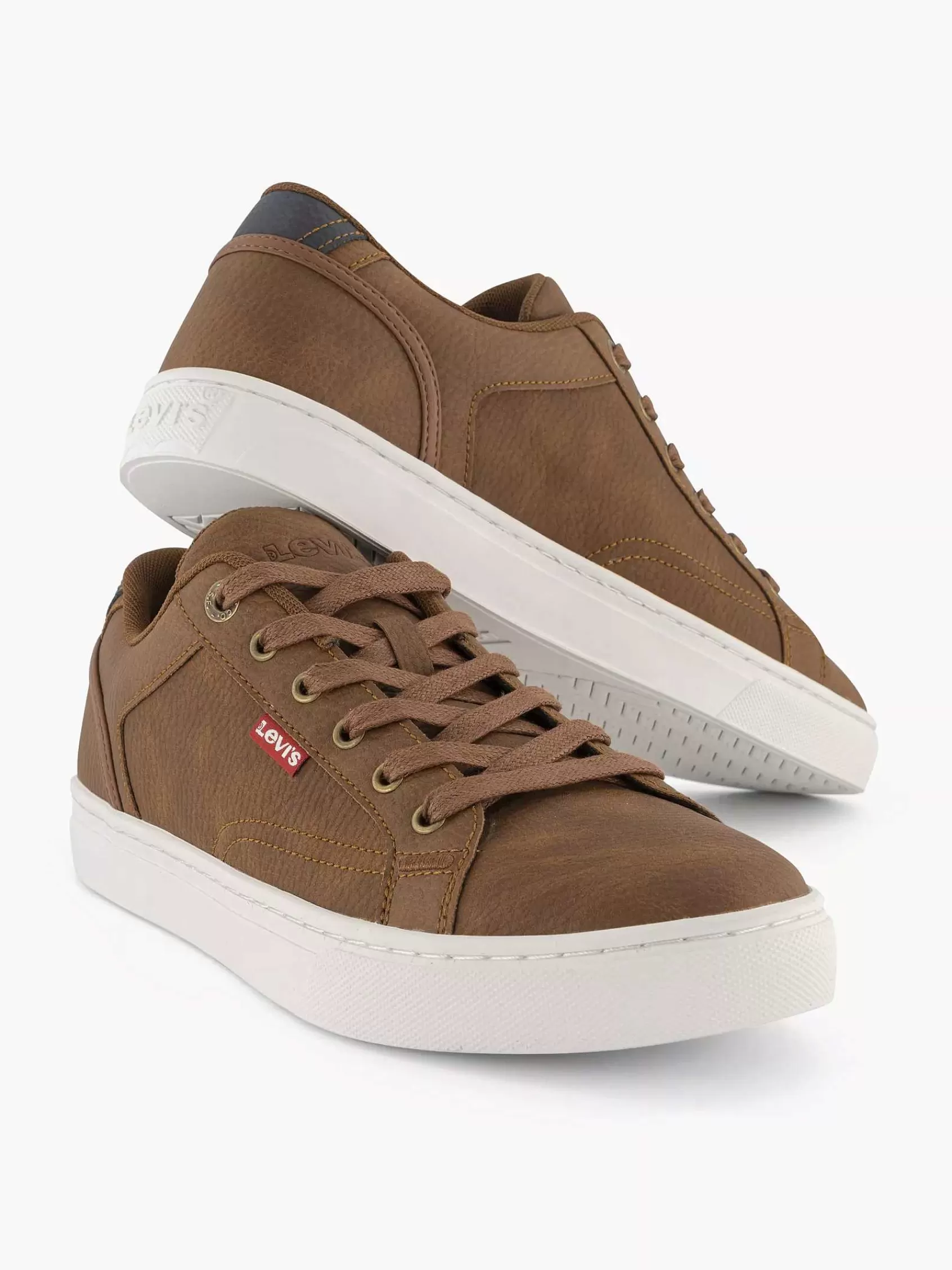 Levis Sneakers>E Courtright Bruin