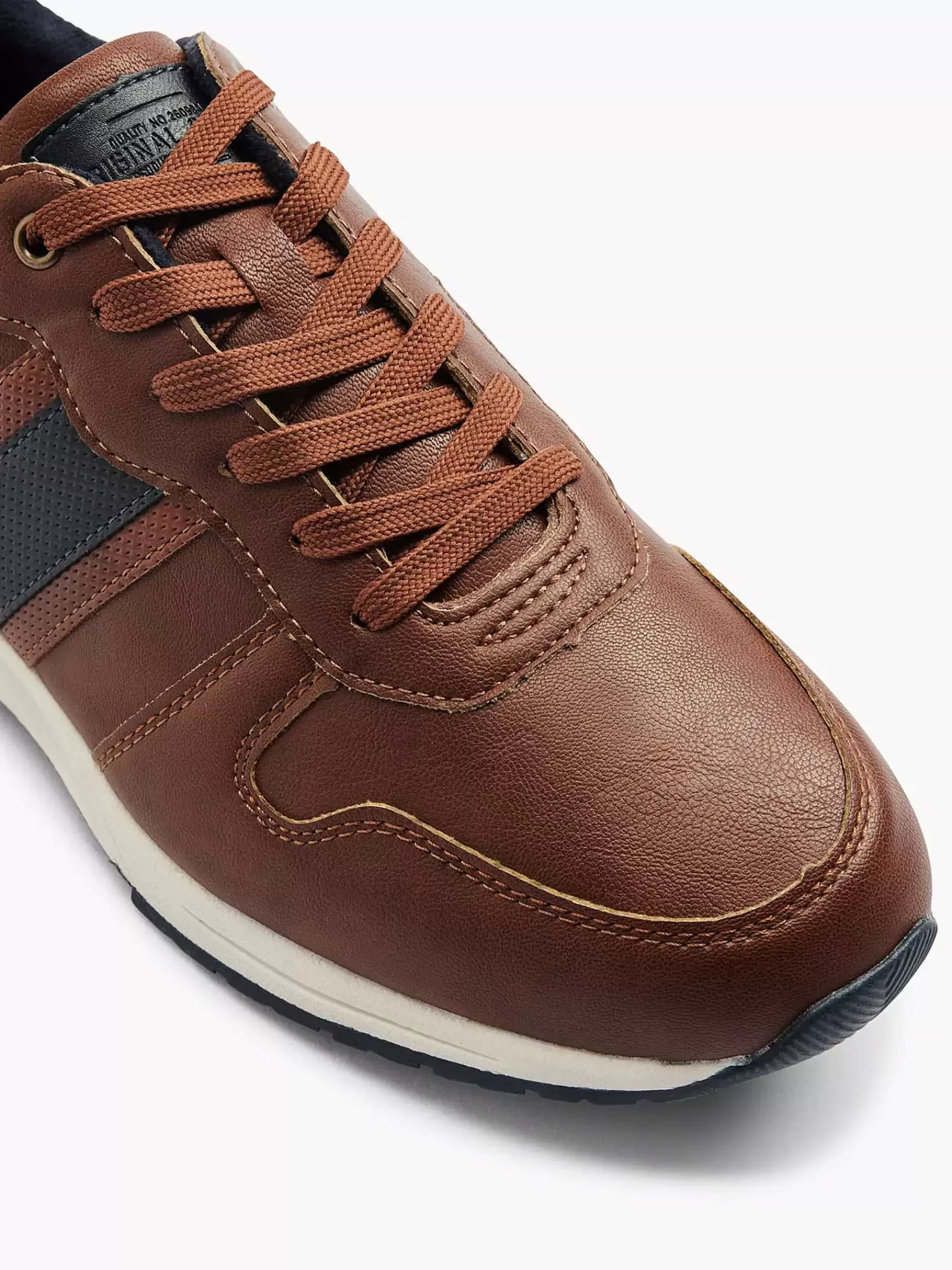 Easy Street Comfort>E Sneaker Bruin